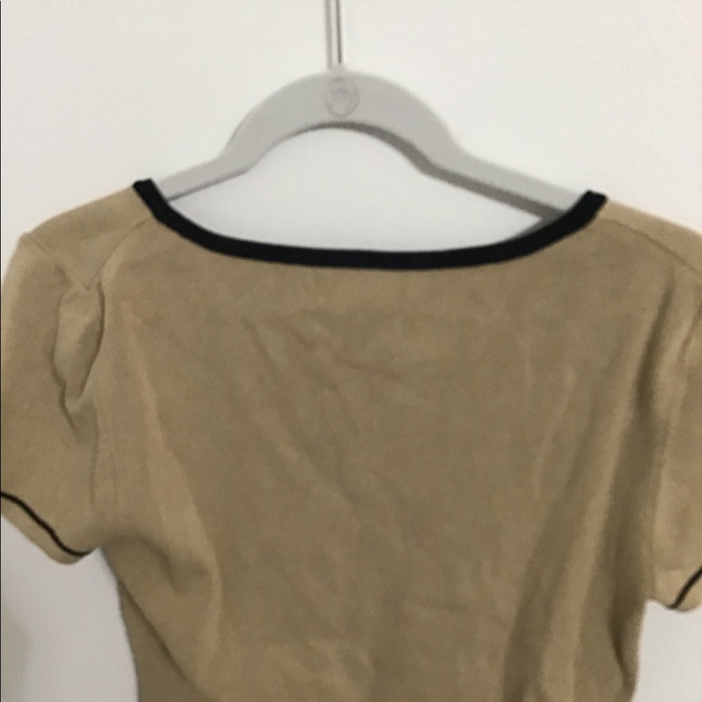 Beige top - Picture 2 of 2